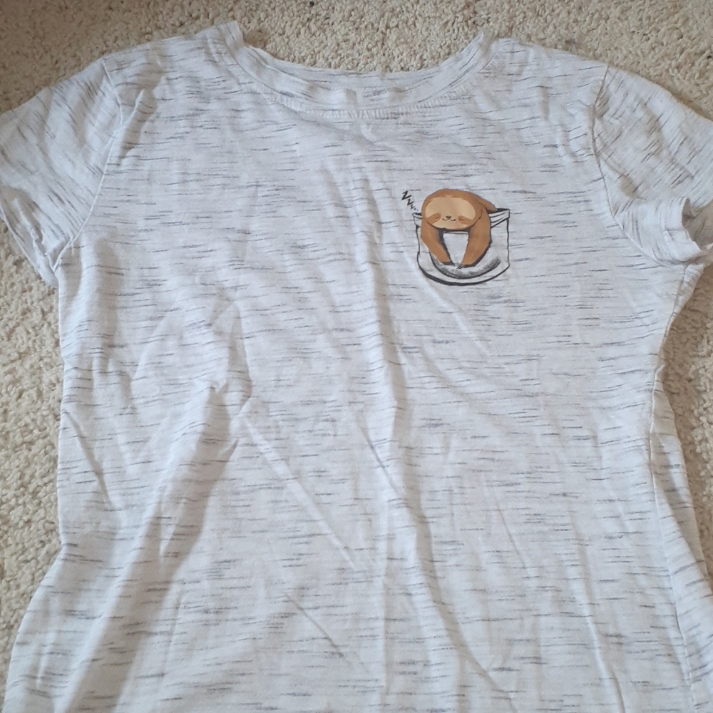 Graphic tee